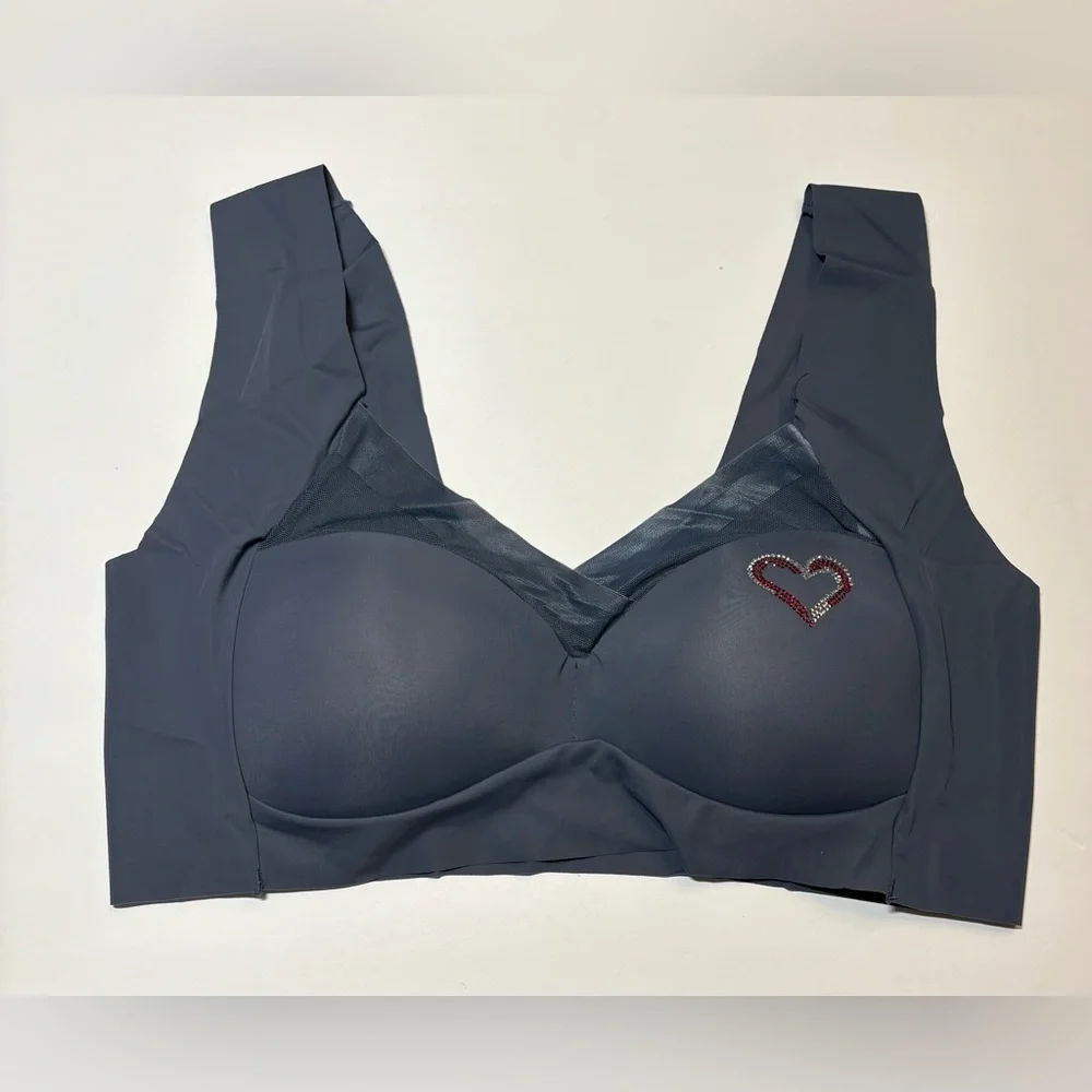 Source Unknown Gray Mesh Accent Bra w/ Heart Rhinestone Detail-For Comfort‎